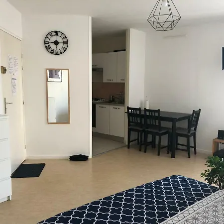 Woezon Na Mi Apartment Lyon